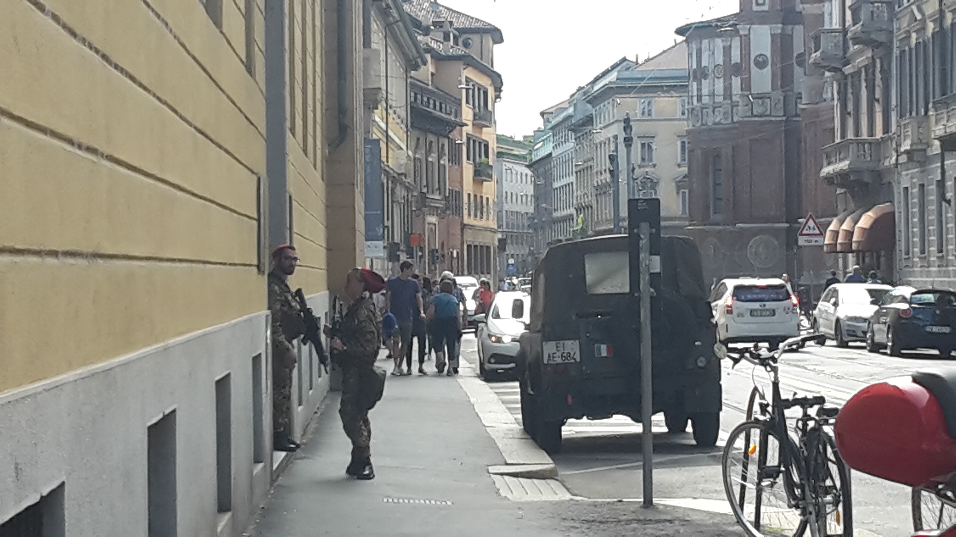 Strade Sicure standing guard in Milan