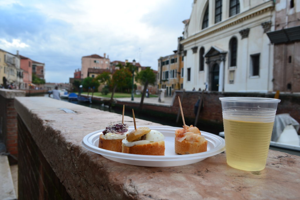 Cantinone Gia' Schiavi How to Eat Like a Local Where to Find the Best Cicchetti in Venice Local Tapas