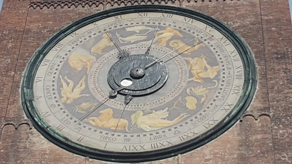 Astronomical Clock on Bell Tower Cremona Italy 20160417_162030