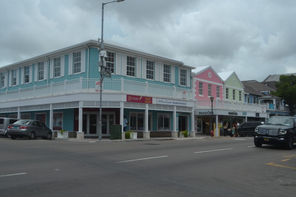 Colorful Buildings How to Spend One Day in Nassau Bahamas DSC_0214